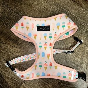 Lucy & co reversible harness